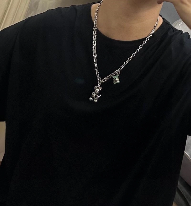 Affordable Louis Vuitton Necklaces 249378