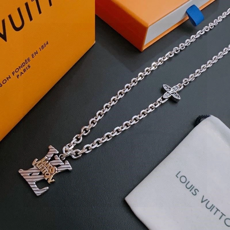 UrbanStyle Louis Vuitton Necklaces 249382