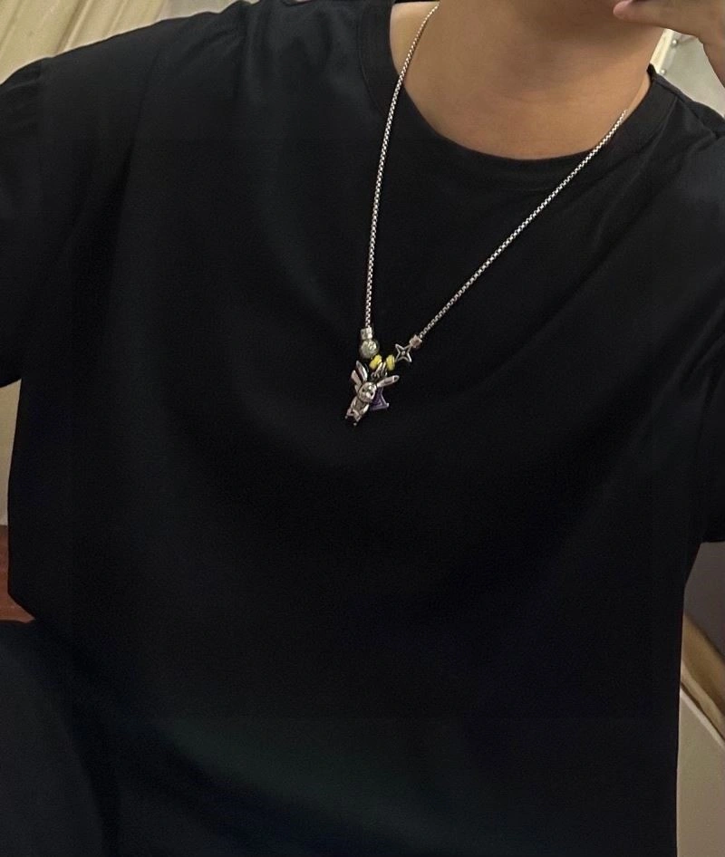 Lightweight Louis Vuitton Necklaces 249381