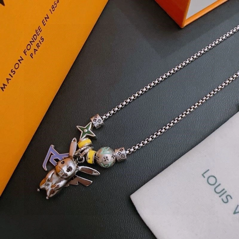 Lightweight Louis Vuitton Necklaces 249381
