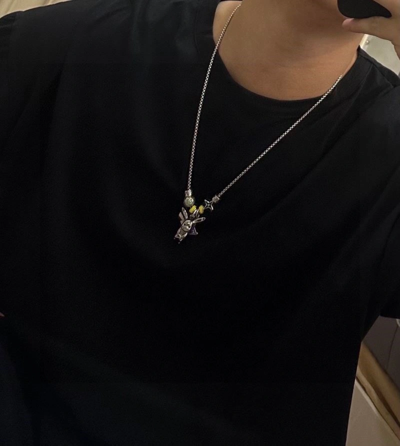 Lightweight Louis Vuitton Necklaces 249381