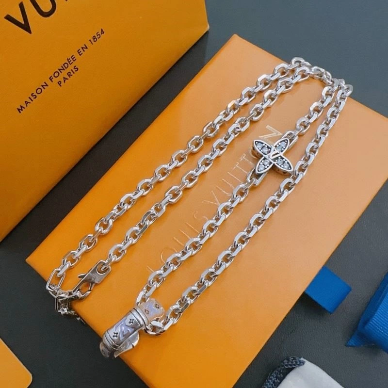 Louis Vuitton Necklaces Durable 249363