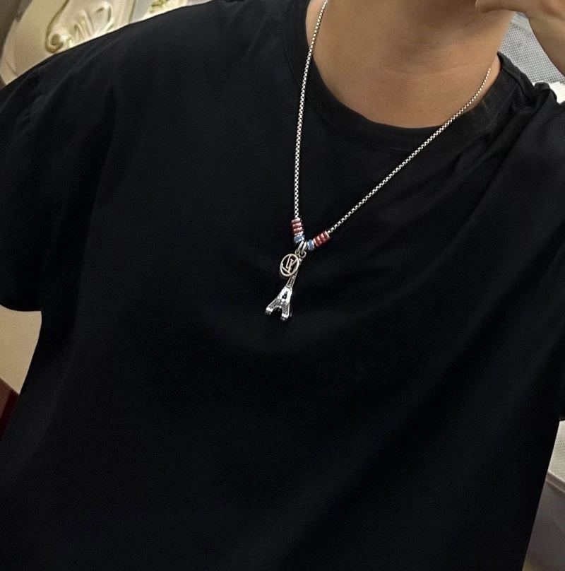 OdorResistant Louis Vuitton Necklaces 249360