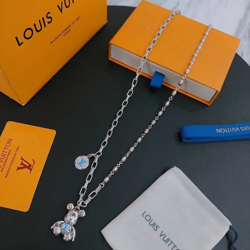 Louis Vuitton Necklaces Premium 249359