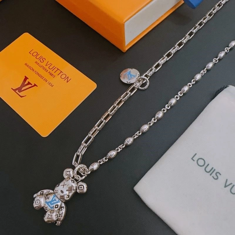Louis Vuitton Necklaces Premium 249359