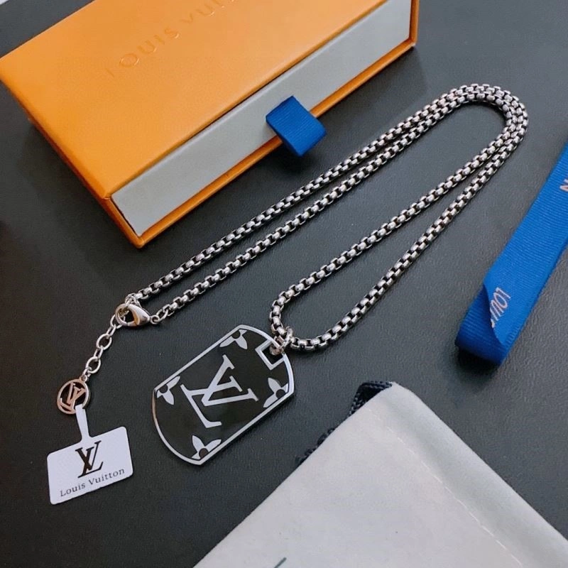Popular Louis Vuitton Necklaces 249352