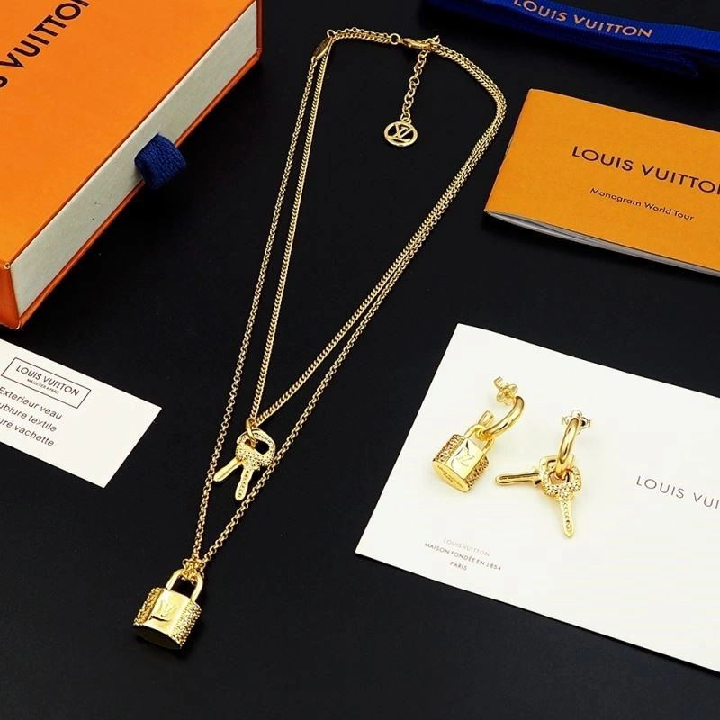 Sustainable Louis Vuitton Necklaces 249331