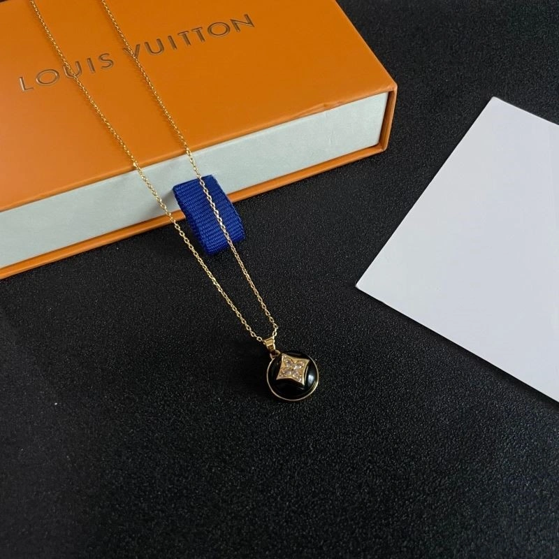 AllSeason Louis Vuitton Necklaces 249317