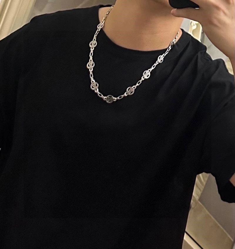 Louis Vuitton Necklaces Trendsetting 249311