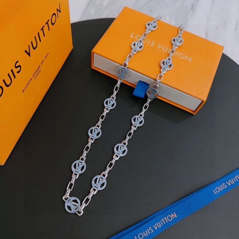 Sophisticated Louis Vuitton Necklaces 249321