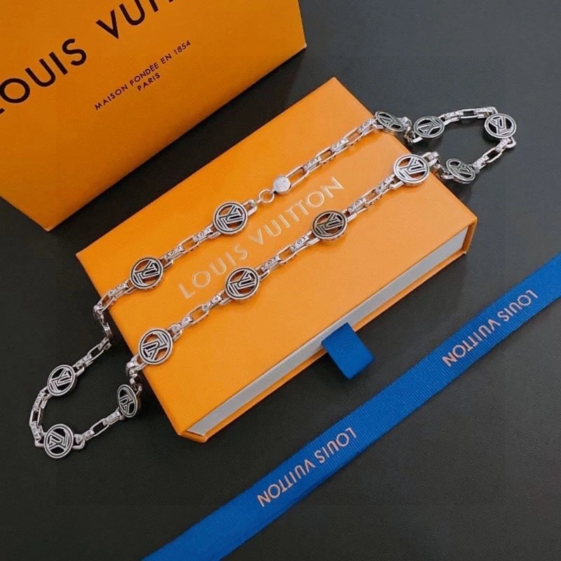 Louis Vuitton Necklaces WaterResistant 249333