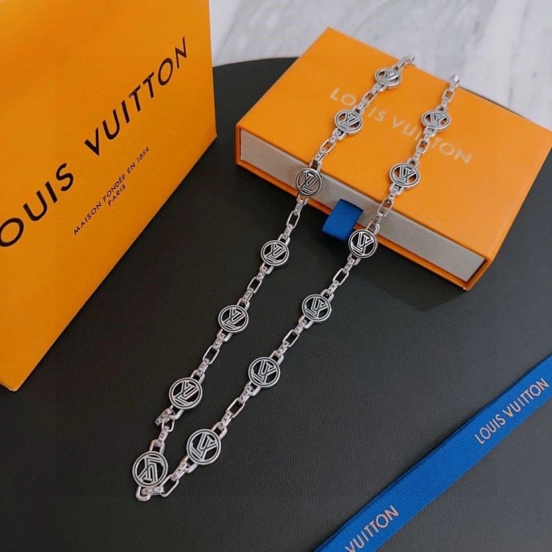 Louis Vuitton Necklaces WaterResistant 249333