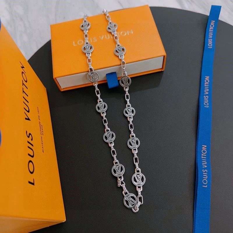 Louis Vuitton Necklaces WaterResistant 249333
