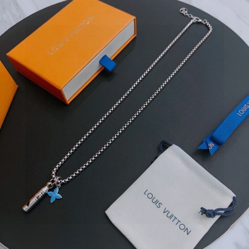 Cozy Louis Vuitton Necklaces 249313