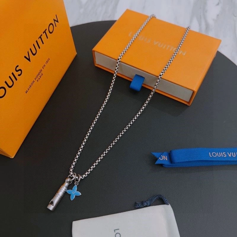 Cozy Louis Vuitton Necklaces 249313