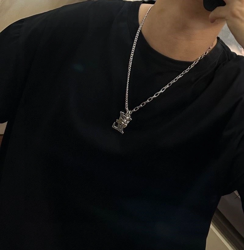 TimelessDesign Louis Vuitton Necklaces 249323