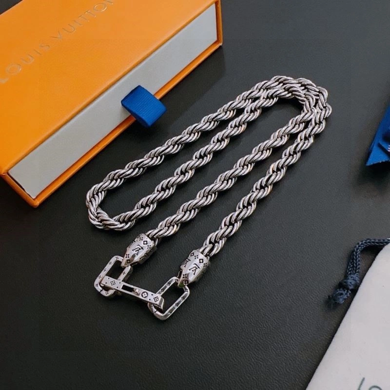 Reliable Louis Vuitton Necklaces 249339