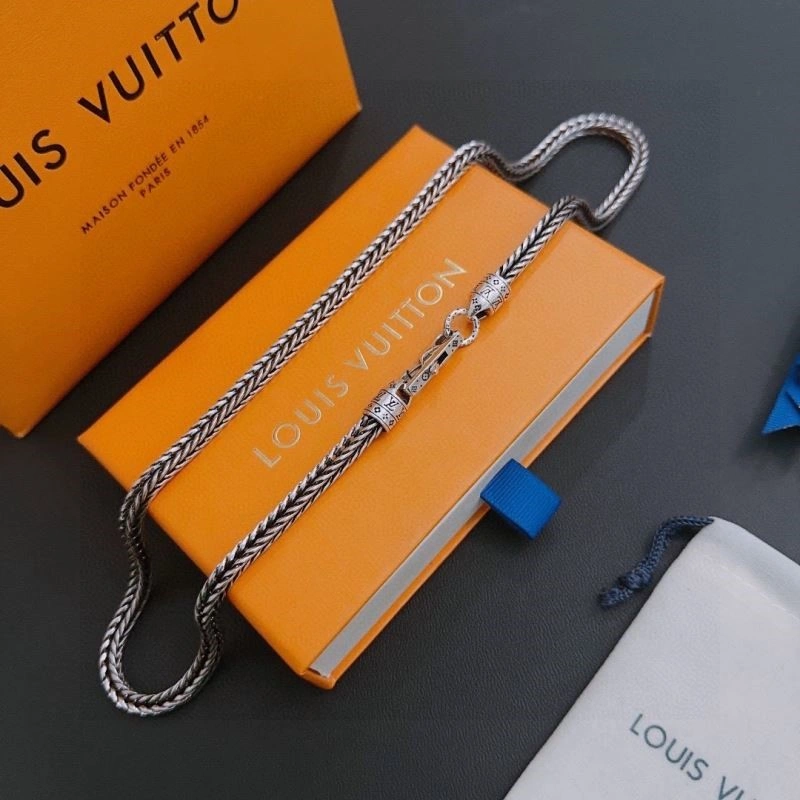 Louis Vuitton Necklaces Tailored 249315