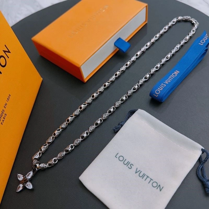 Modern Louis Vuitton Necklaces 249336