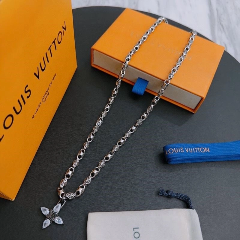 Modern Louis Vuitton Necklaces 249336