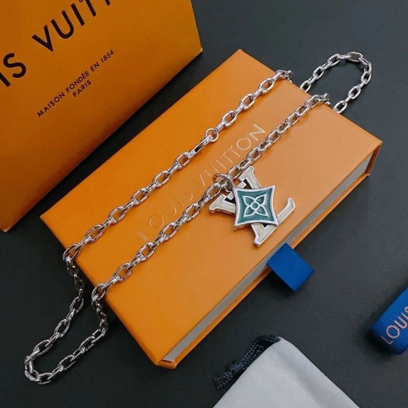 Louis Vuitton Necklaces Unique 249329