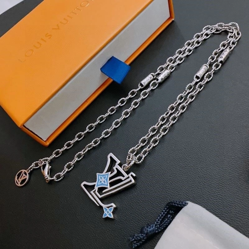 Louis Vuitton Necklaces Supportive 249338