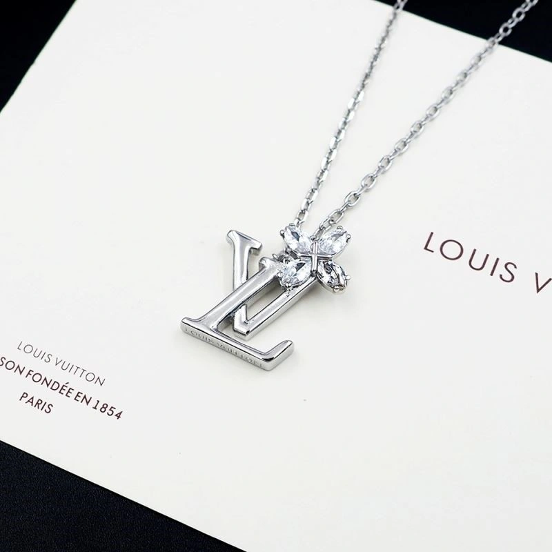 Efficient Louis Vuitton Necklaces 249341