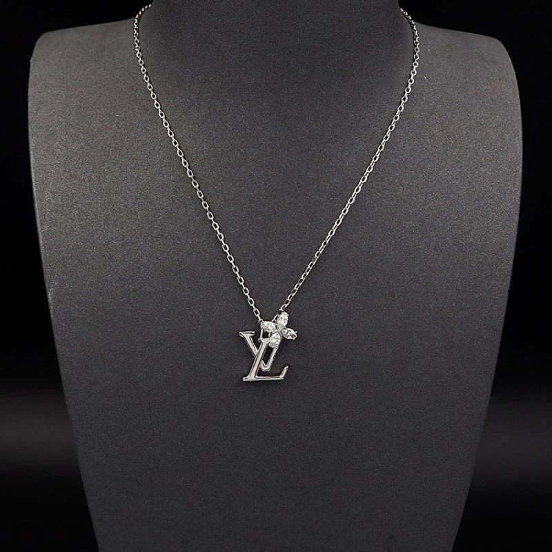 Efficient Louis Vuitton Necklaces 249341