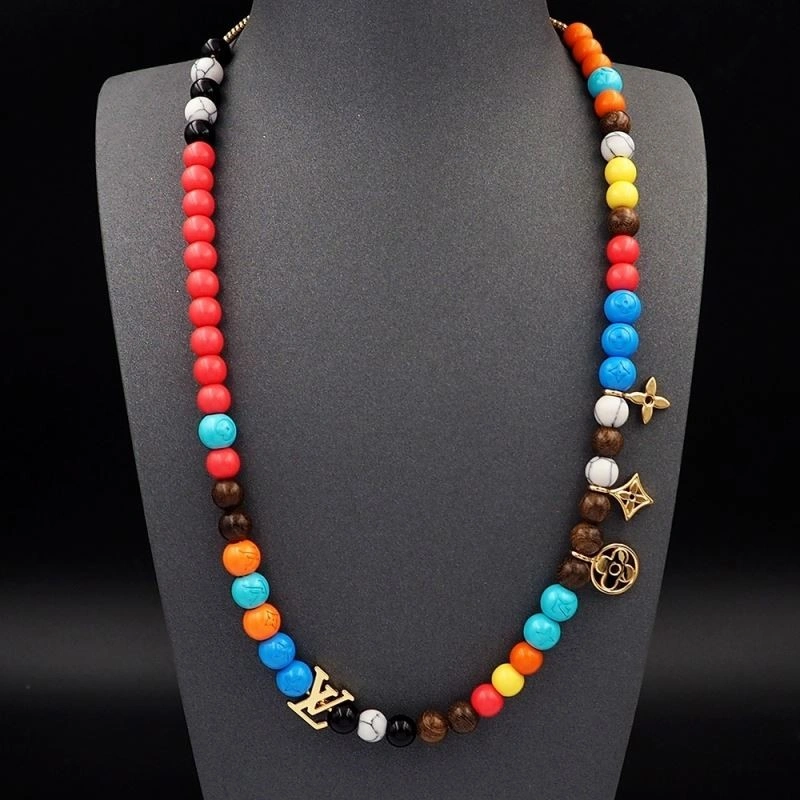 Trendsetting Louis Vuitton Necklaces 249330