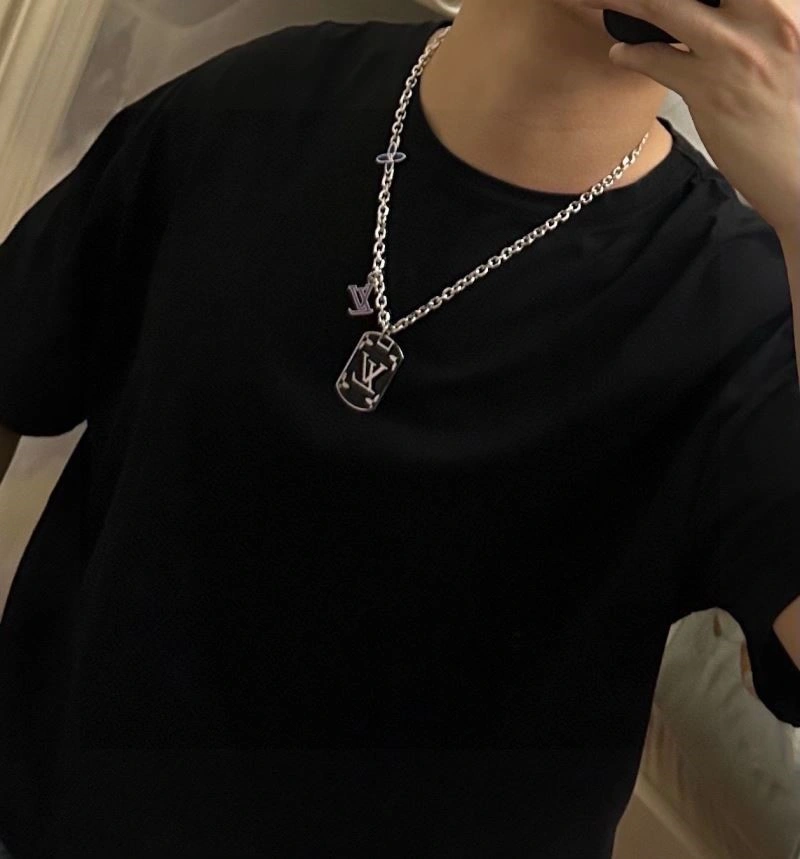 Louis Vuitton Necklaces Durable 249335