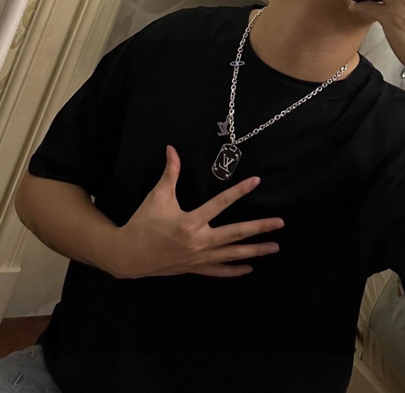 Louis Vuitton Necklaces Durable 249335