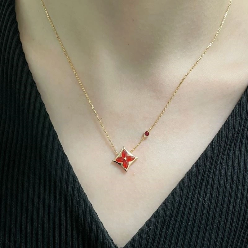 FreshLook Louis Vuitton Necklaces 249310