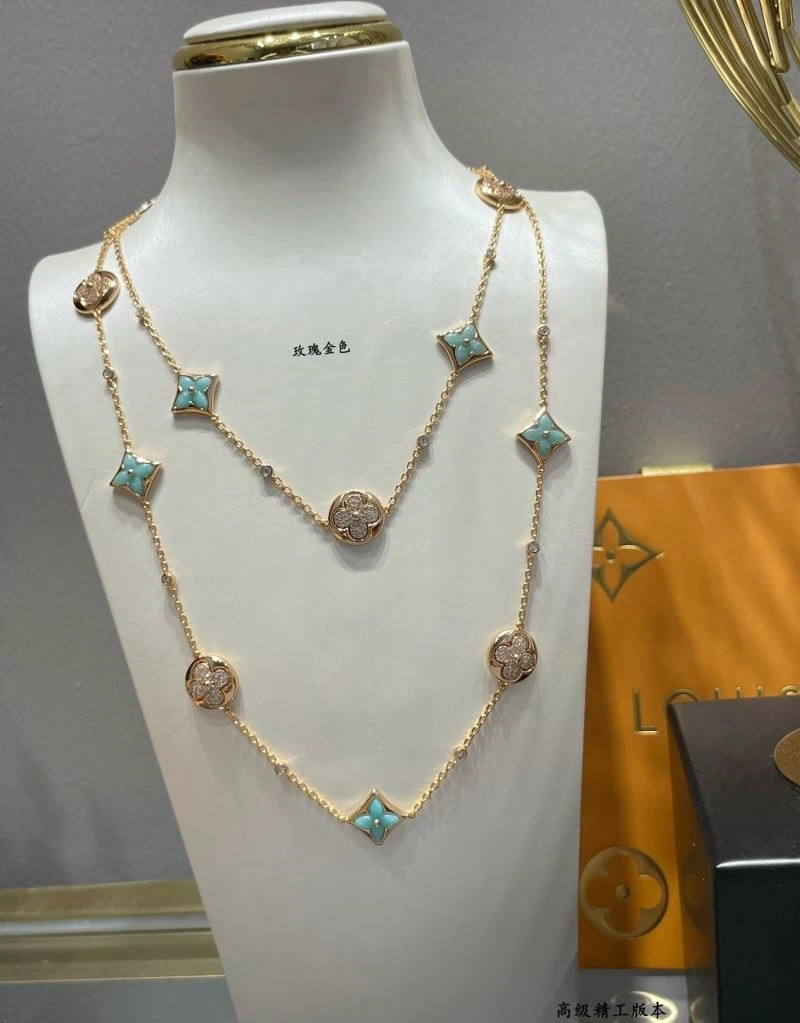 Vibrant Louis Vuitton Necklaces 249306
