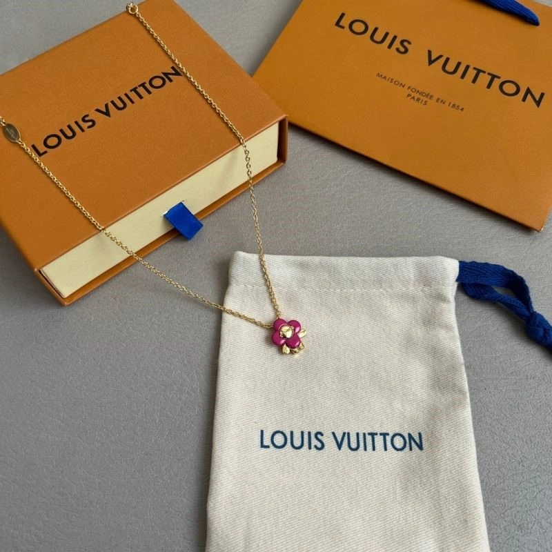Louis Vuitton Necklaces ZipUp 249278