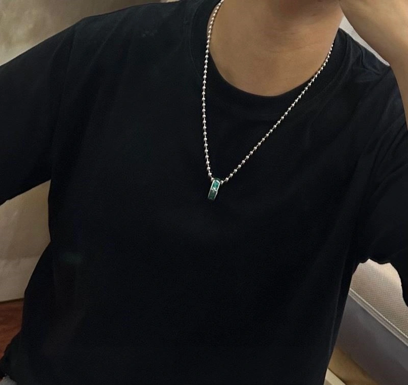 Effortless Louis Vuitton Necklaces 249296