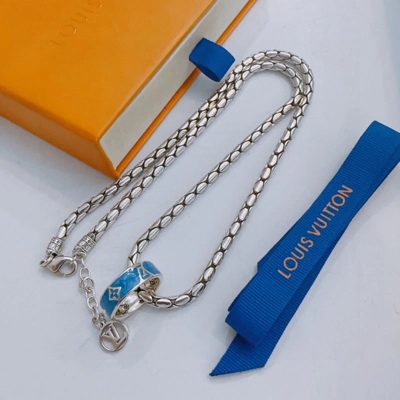 TravelReady Louis Vuitton Necklaces 249295
