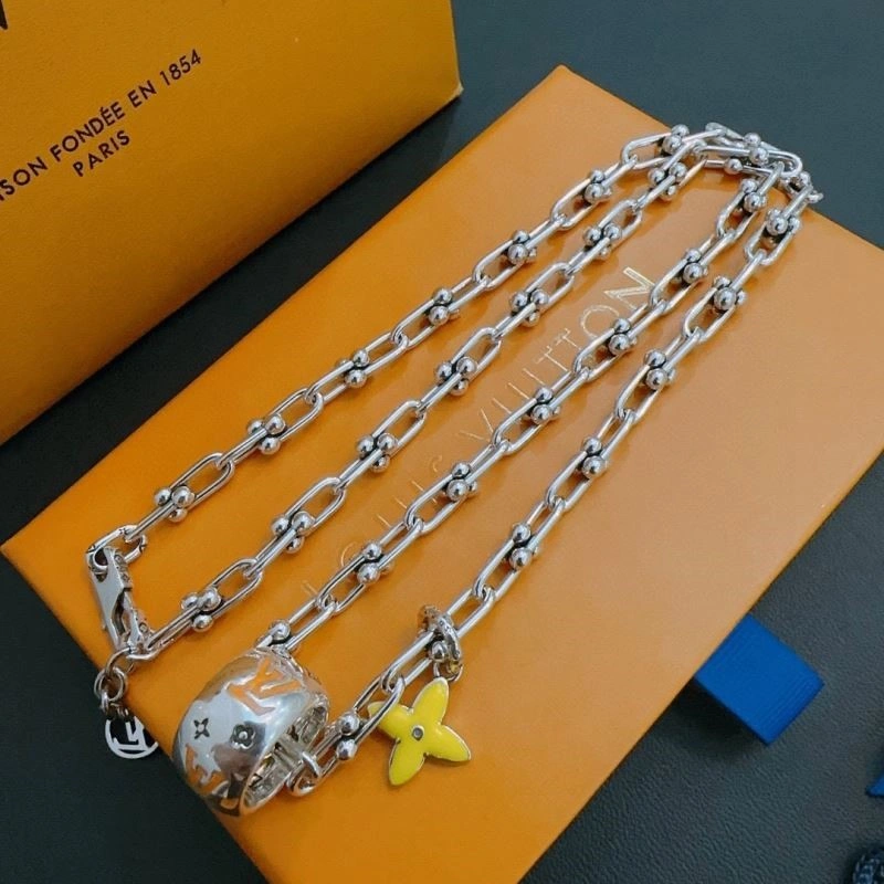 Louis Vuitton Necklaces Versatile 249284