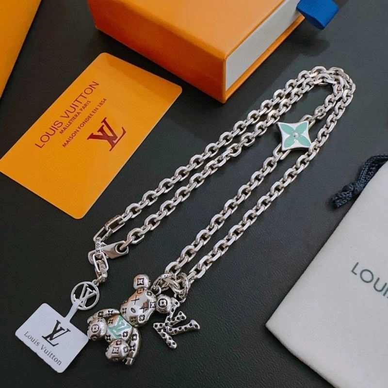 Sporty Louis Vuitton Necklaces 249297