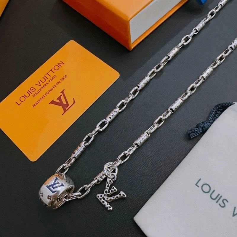 Louis Vuitton Necklaces OdorResistant 249277