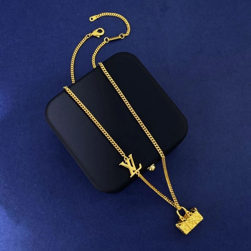 Louis Vuitton Necklaces OnTrend 249304