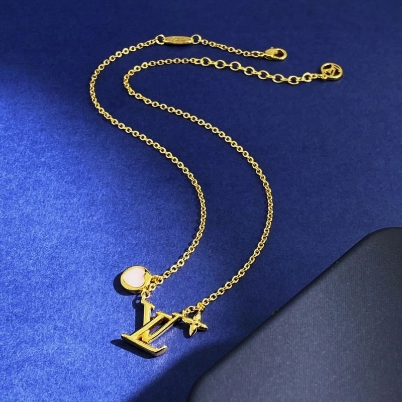 GoodFit Louis Vuitton Necklaces 249279