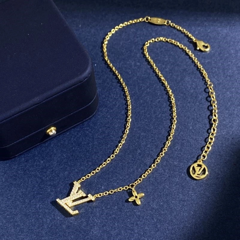 Louis Vuitton Necklaces Timeless 249289
