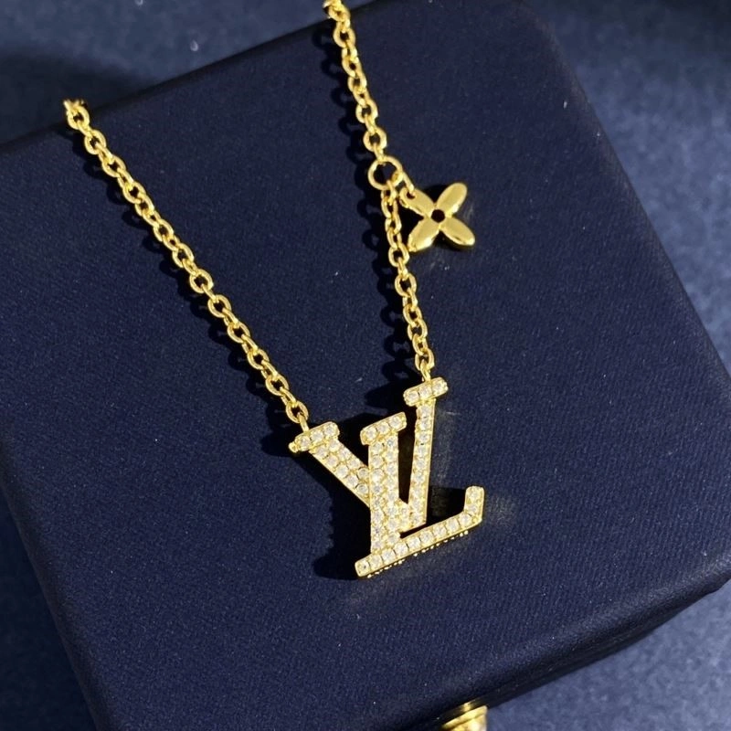 Louis Vuitton Necklaces Timeless 249289