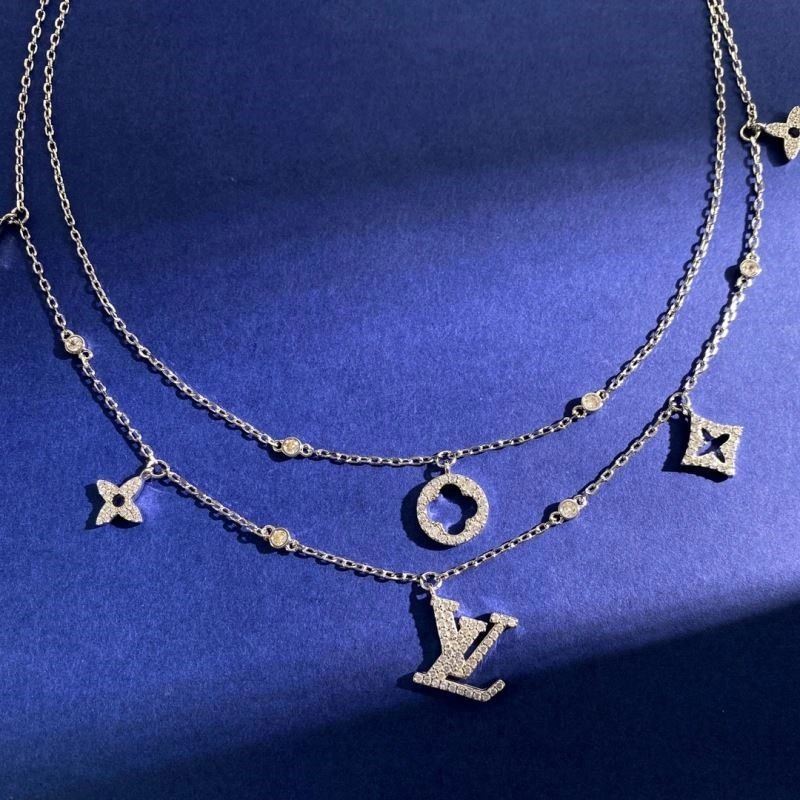Louis Vuitton Necklaces Neat 249272