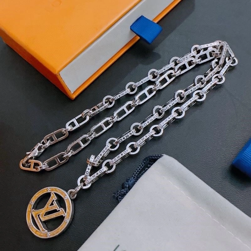 Modern Louis Vuitton Necklaces 249292