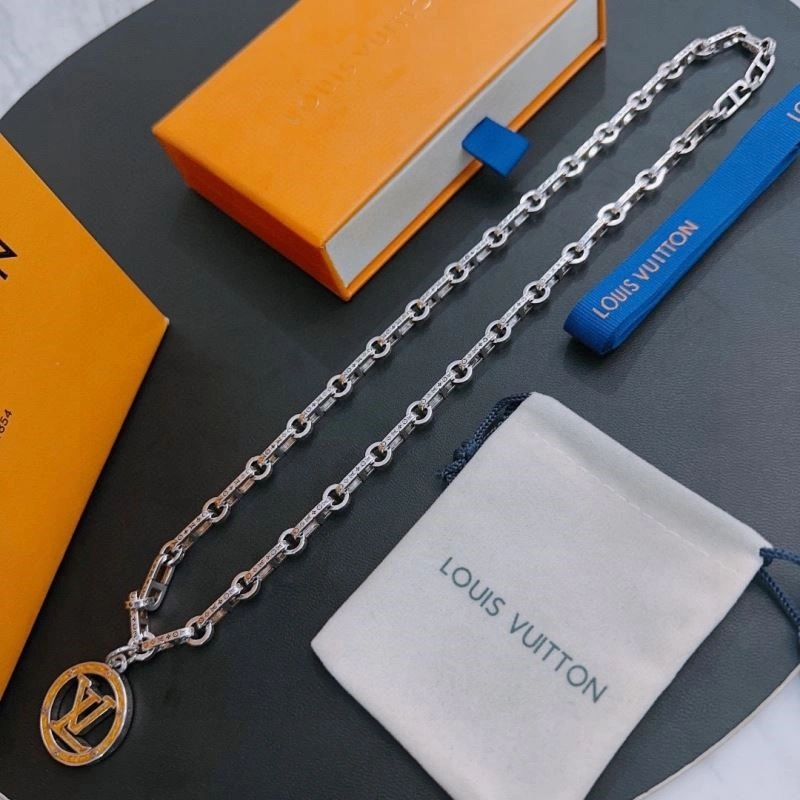 Modern Louis Vuitton Necklaces 249292