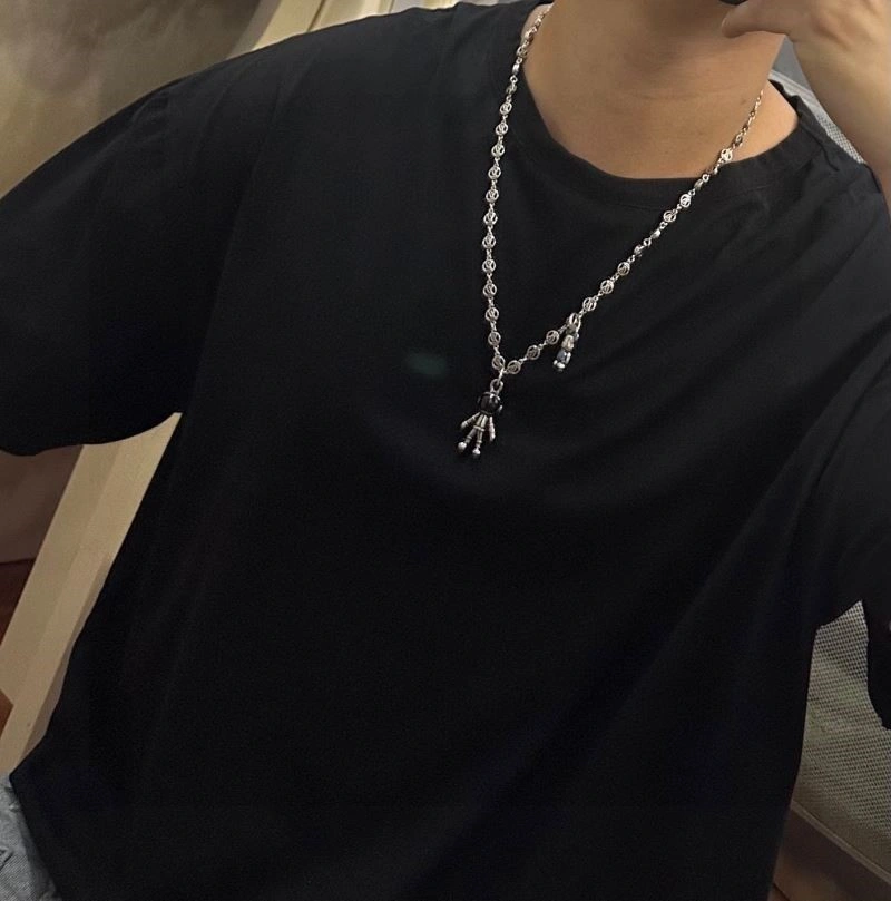 Louis Vuitton Necklaces Resilient 249290