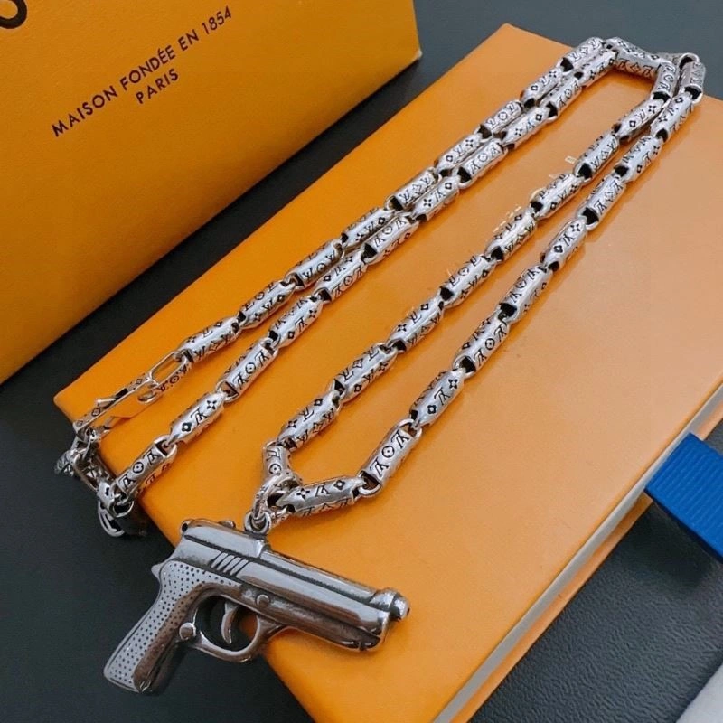 Thermal Louis Vuitton Necklaces 249271