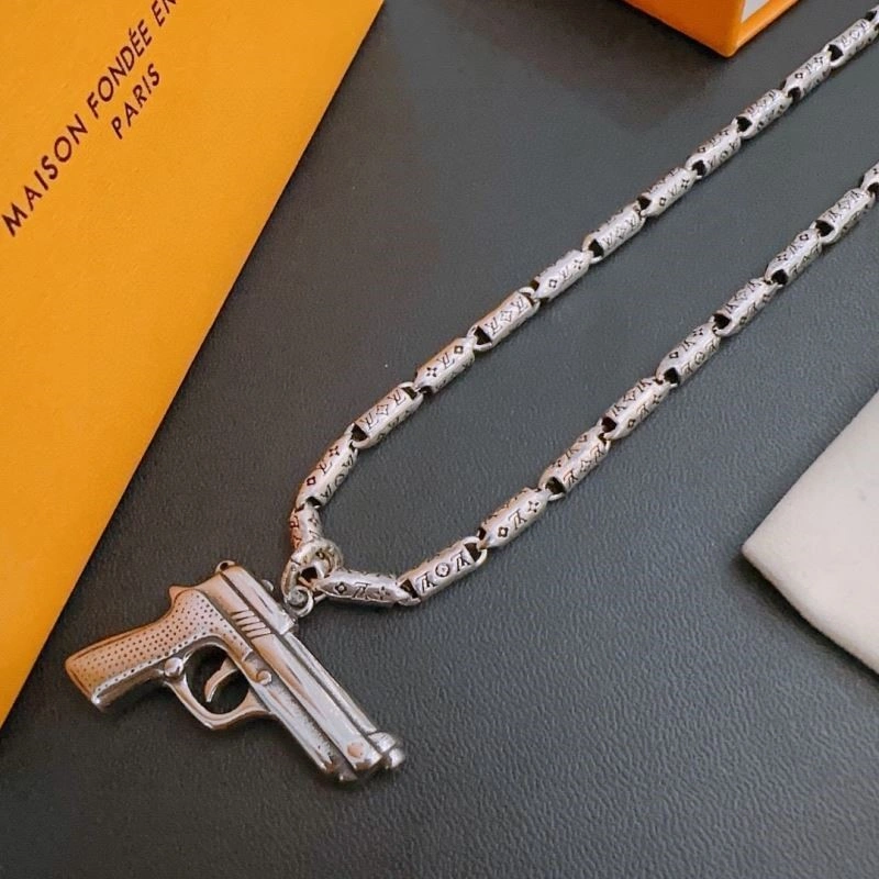 Thermal Louis Vuitton Necklaces 249271