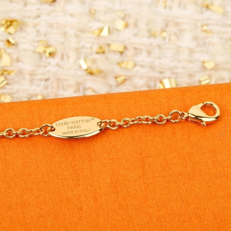 Louis Vuitton Necklaces Casual 249268
